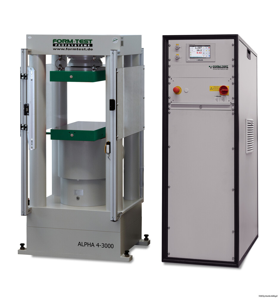 ALPHA 4 típusú nyomóvizsgálati gép